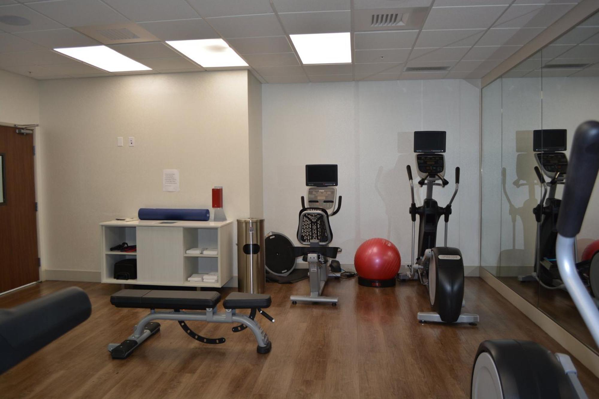 Holiday Inn Express & Suites Liberal Esterno foto